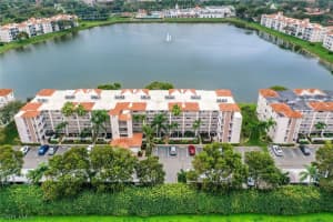 6096 Huntwick Terrace, DELRAY BEACH, FL 33484 Sold 08/23/24