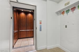 2745 First Street, FORT MYERS, FL 33916 Sold 04/04/24