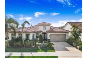 9322 Glenforest Drive, NAPLES, FL 34120 Sold 04/02/24
