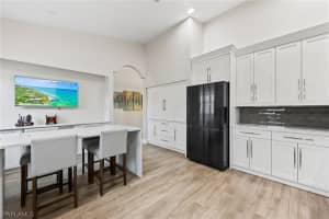 6825 Huntington Lakes Circle, NAPLES, FL 34119 Sold 05/08/24