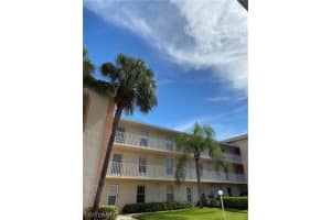 9580 Victoria Lane, NAPLES, FL 34109 Sold 04/12/24