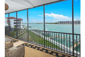 531 La Peninsula Boulevard, NAPLES, FL 34113 Sold 06/03/24