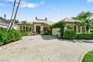 15588 Whitney Ln, Naples