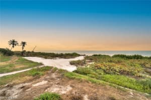 1341 Middle Gulf Drive, SANIBEL, FL 33957 Sold 07/31/24