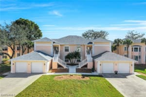 434 Wiggins Lake Court, NAPLES, FL 34110 Sold 03/27/24