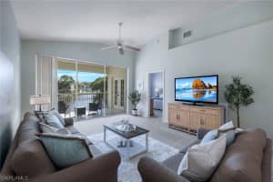 434 Wiggins Lake Court, NAPLES, FL 34110 Sold 03/27/24