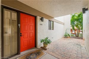 545 Lake Louise Circle, NAPLES, FL 34110 Sold 04/26/24