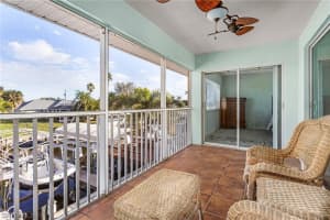 841 47th Terrace, Cape Coral, FL 33914 - MLS#224008436