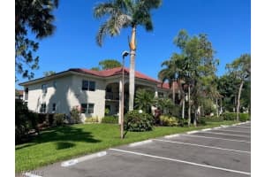 1056 Forest Lakes Drive, NAPLES, FL 34105 Sold 02/27/24