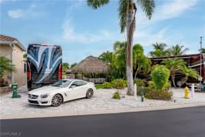 13420 Snook Circle, NAPLES, FL 34114 Sold 10/25/24