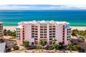 267 Barefoot Beach Boulevard, BONITA SPRINGS, FL 34134 Sold 05/02/24