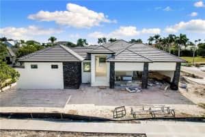 1021 Inlet Drive, MARCO ISLAND, FL 34145 Sold 03/03/25