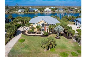 3212 Twin Lakes Lane, SANIBEL, FL 33957 Sold 04/03/24