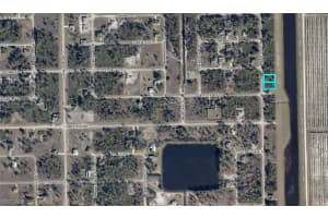 951 Naples Avenue, Lehigh Acres, FL 33974 - MLS#224009113