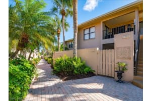 5362 Fox Hollow Drive, NAPLES, FL 34104 Sold 04/30/24