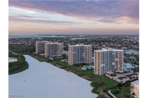 320 Seaview Court, MARCO ISLAND, FL 34145 Sold 06/17/24