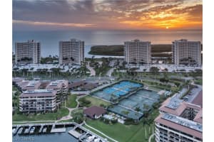 320 Seaview Court, MARCO ISLAND, FL 34145 Sold 06/17/24