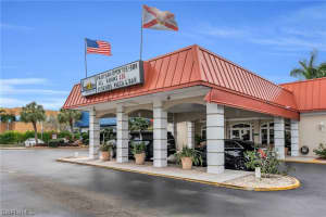 2555 Tamiami Trail, Naples, FL 34103 Sold 01/17/25
