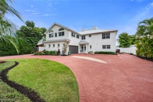 1243 12th Avenue, NAPLES, FL 34102 Sold 12/04/24