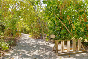 923 Snowberry Ln, Sanibel, FL 33957, Sold 02/06/24