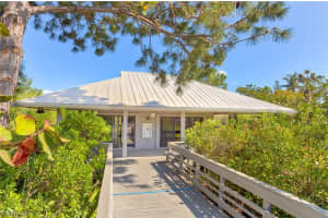 923 Snowberry Ln, Sanibel, FL 33957, Sold 02/06/24