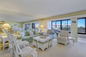 1605 Middle Gulf Drive, Sanibel, FL 33957 Sold 02/07/25