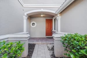 10006 Salina Street, Fort Myers, FL 33905 - MLS#224010415