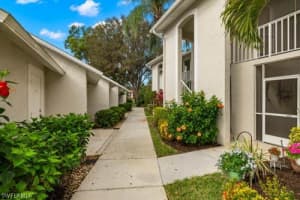421 Country Hollow Court, NAPLES, FL 34104 Sold 04/12/24