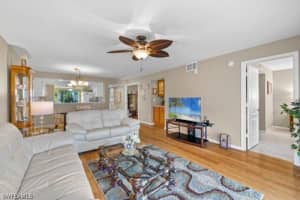 421 Country Hollow Court, NAPLES, FL 34104 Sold 04/12/24
