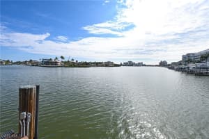 116 BAYVIEW Avenue, Naples, FL 34108 - MLS#224010749