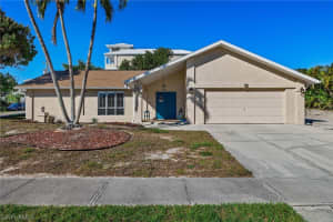 1996 Sheffield Avenue, MARCO ISLAND, FL 34145 Sold 05/02/25