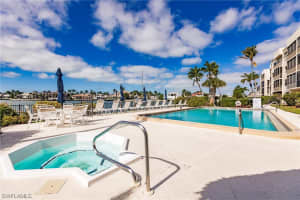 838 Elkcam Circle, MARCO ISLAND, FL 34145 Sold 04/22/24