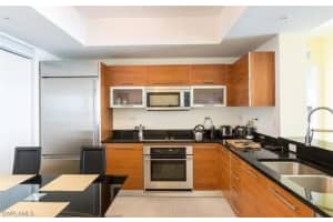 3000 Oasis Grand Boulevard, FORT MYERS, FL 33916 Sold 02/16/24