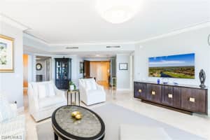 1060 Borghese Lane, NAPLES, FL 34114 Sold 06/18/24