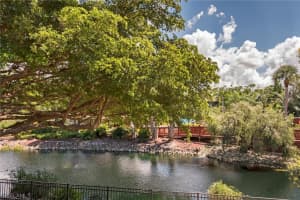 600 Neapolitan Way, NAPLES, FL 34103 Sold 10/21/24