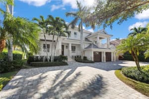 580 15th Avenue, Naples, FL 34102 Sold 11/19/24