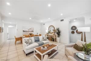 440 2nd Street, Naples, FL 34102 Sold 03/28/25