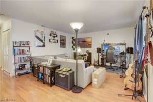 4621 Bayshore Drive, NAPLES, FL 34112 Sold 04/17/24