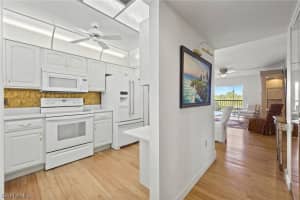 2121 Collier Avenue, FORT MYERS, FL 33901 Sold 06/06/24