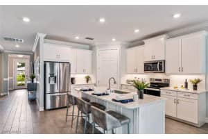 512 Polihale Way, NAPLES, FL 34114 Sold 04/30/24
