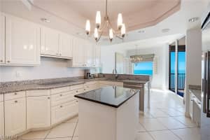 8665 Bay Colony Drive, Naples, FL 34108 - MLS#224013649