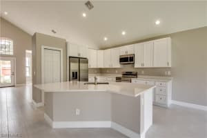 8700 Banyan Bay Blvd, Fort Myers, FL 33908, Sold 08/29/24