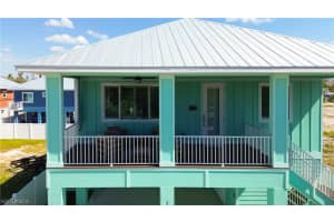 110 Pearl St, Fort Myers Beach, FL 33931, Sold 01/16/25