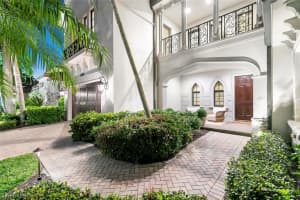 2919 Tiburon Blvd E, Naples, FL 34109, Sold 05/21/24