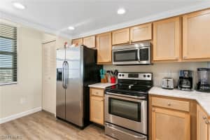 380 Seaview Court, MARCO ISLAND, FL 34145 Sold 03/11/24
