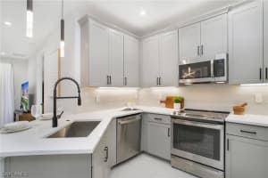 7562 Rockefeller Drive, NAPLES, FL 34119 Sold 06/03/24