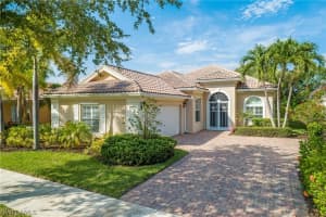 28647 Wahoo Drive, Bonita Springs, FL 34135 Sold 03/26/25