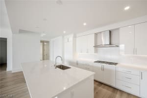 1125 Central Avenue, NAPLES, FL 34102 Sold 04/30/24