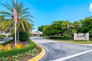 362 Emerald Bay Circle, NAPLES, FL 34110 Sold 03/28/24