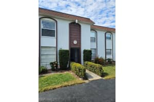 2828 Jackson Street, FORT MYERS, FL 33901 Sold 03/11/25